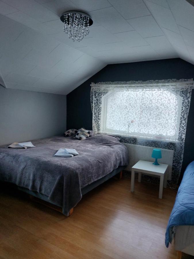Twin Room With Shared Bathroom Njarthvik Экстерьер фото