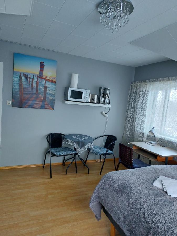 Twin Room With Shared Bathroom Njarthvik Экстерьер фото